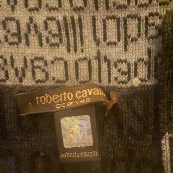 Roberto Cavalli scarf - Picture 3 of 3